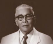 Dr Edwin S H Leong